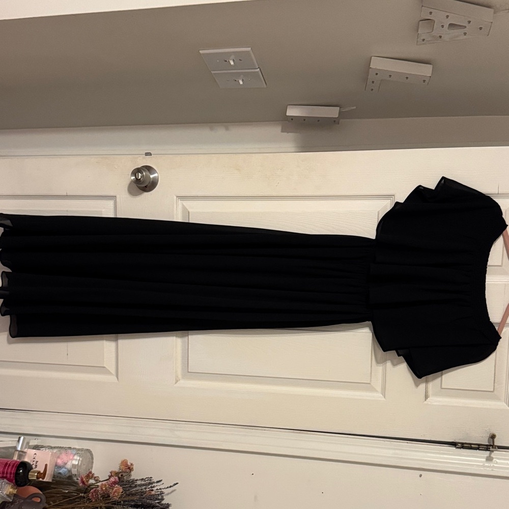 Show me your mumu Elegant Black Off-Shoulder Dress